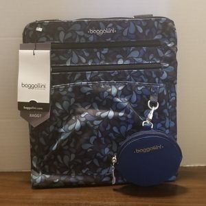 Baggallini Chelsea Zipper Charm Crossbody Bag